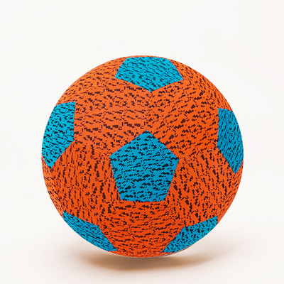 Da 8 a 13 anni Gamma d'età Copertura in tessuto colorato Gioco di pallone per bambini