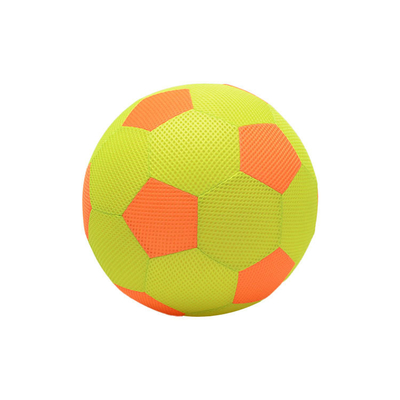 Calcio a maglia gonfiabile di peluche per giocattoli per bambini