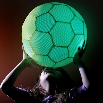 BM-B-006 da 0 a 24 mesi Intervallo di età Nuovità morbida Griglia LED Calcio
