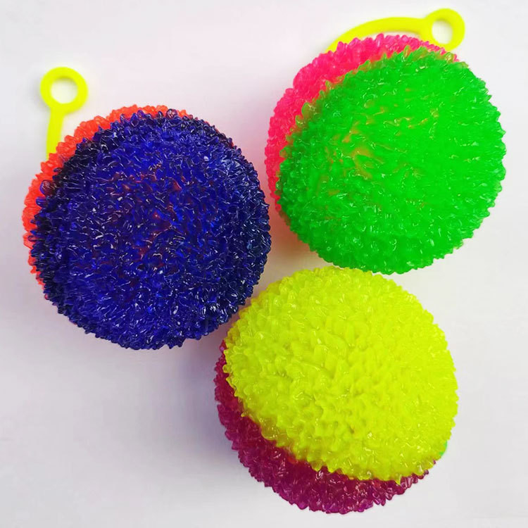 6.5CM/7.5CM LED lampeggiante luce sfera spinosa Perfetta per le celebrazioni illuminanti dei bambini